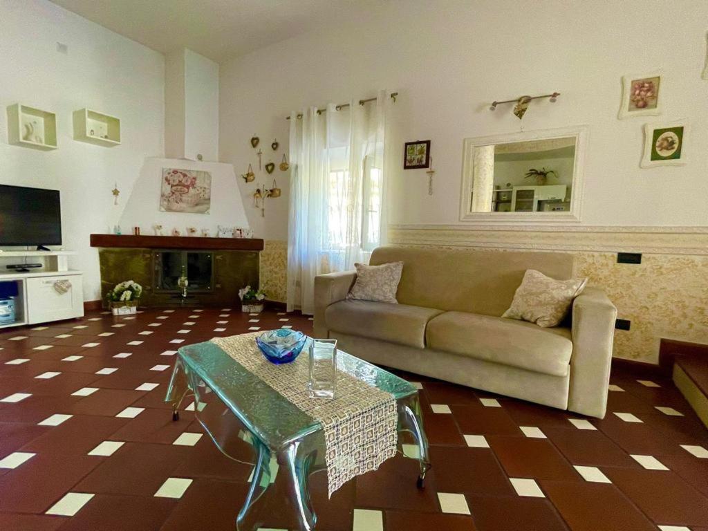Apartament Holiday House Il Castello Di Anna Vietri Zewnętrze zdjęcie
