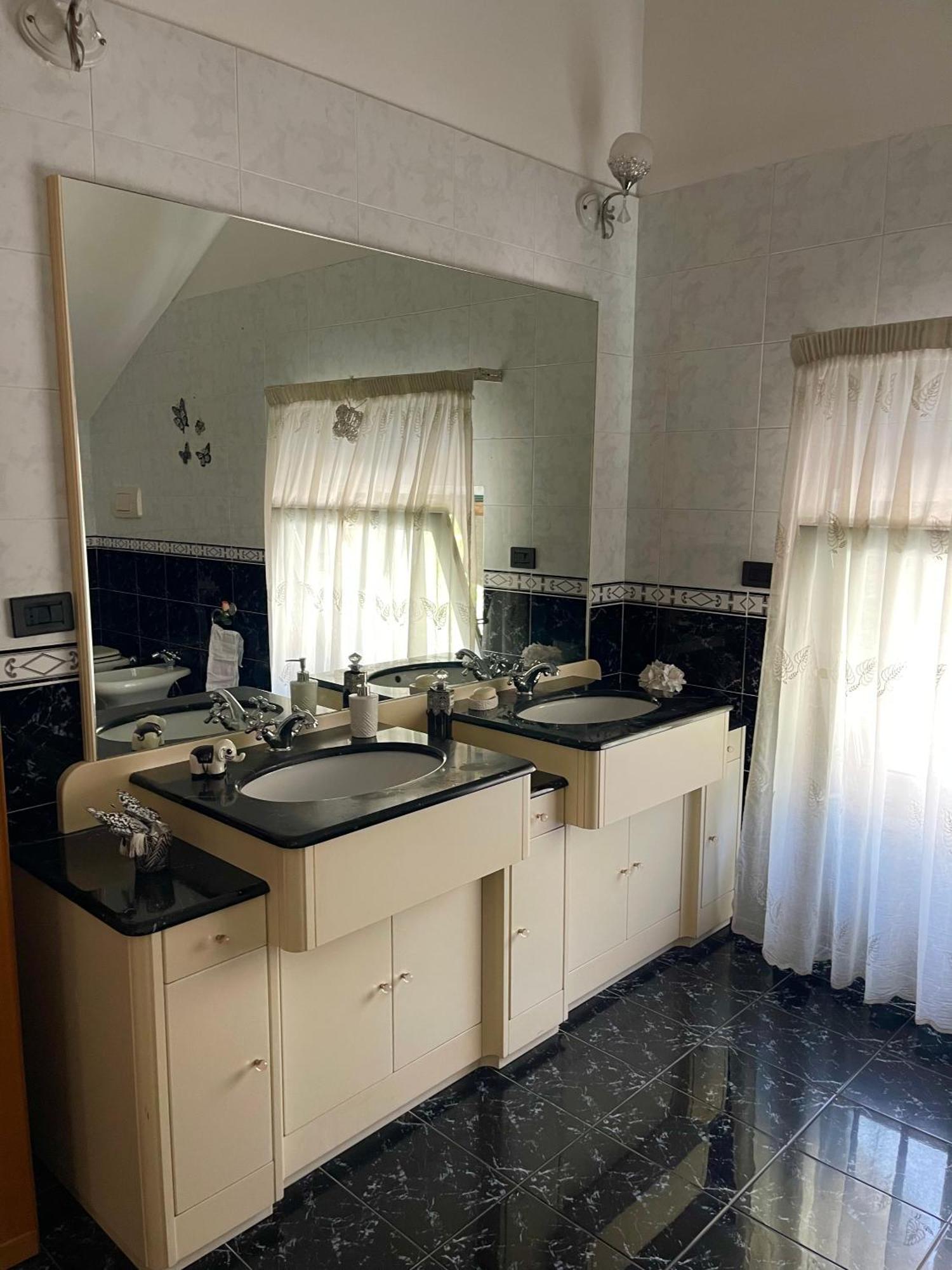Apartament Holiday House Il Castello Di Anna Vietri Zewnętrze zdjęcie